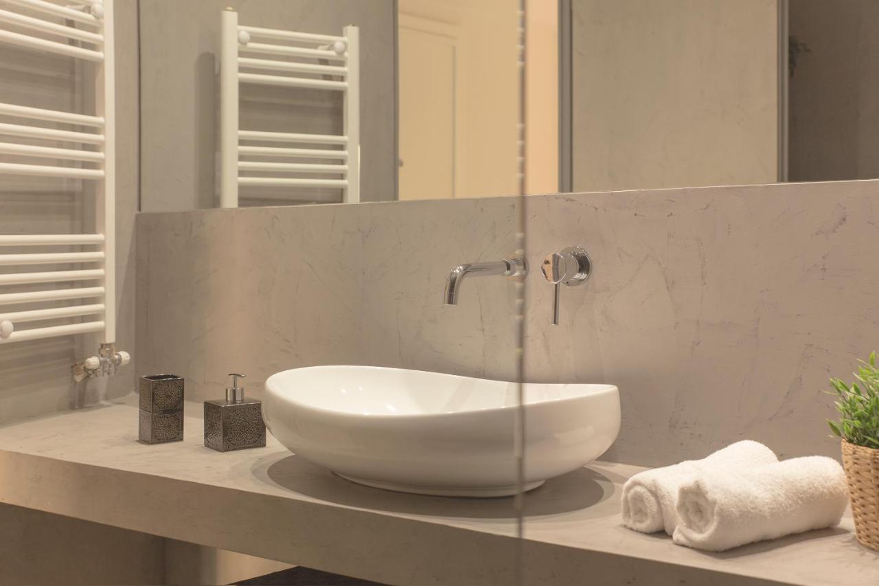 Living Stone Bronze Apartment Athens Ngoại thất bức ảnh